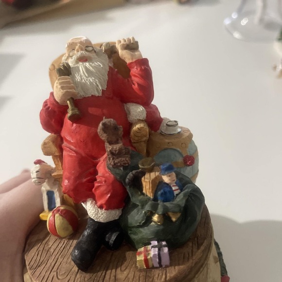 Vintage Jay Import Co. Santa Music Box Made In China Plays Jingle Bells - Picture 7 of 8